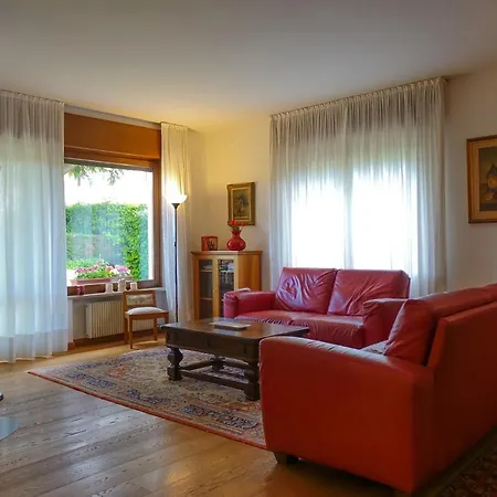 Piccole Dolomiti Bed and Breakfast